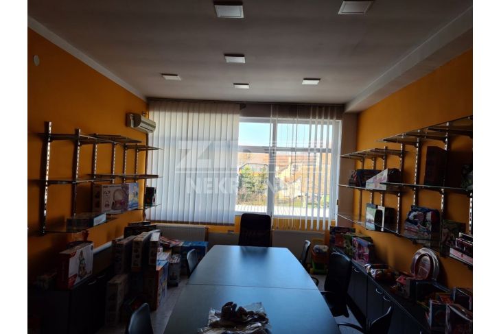 Prodajno-magacinski prostor, Prodaja, Zemun (Beograd), Gornji grad